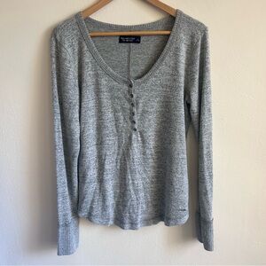 Abercrombie & Fitch Soft A&F Cozy Henley Top - Grey - L